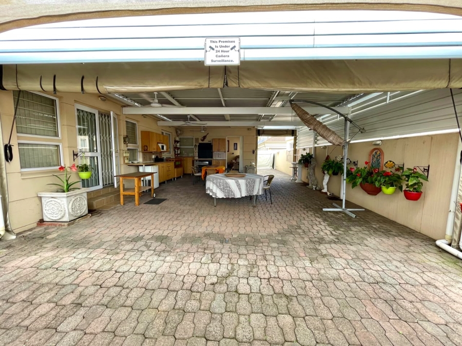 3 Bedroom Property for Sale in Protea Park North West